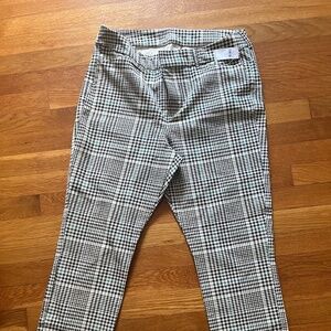 Old Navy High Rise Pixie pants